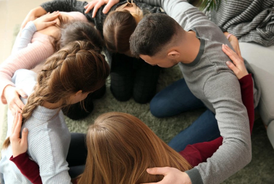 共同渡過 VIII 以主的心腸彼此建立